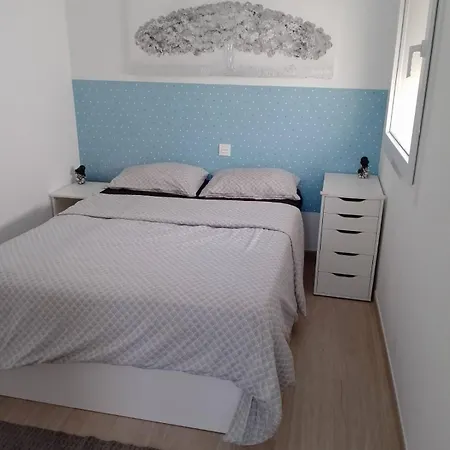 Cozy Near The Beach * 科斯塔特吉塞